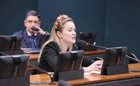 CCJ aprova admissibilidade de PEC que torna imprescritível crime sexual contra criança