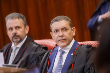 TSE propõe selo de acurácia para pesquisas eleitorais e institutos reagem com críticas