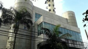 Telefônica Brasil vê lucro subir 17% no 2º tri, a R$ 1,573 bi