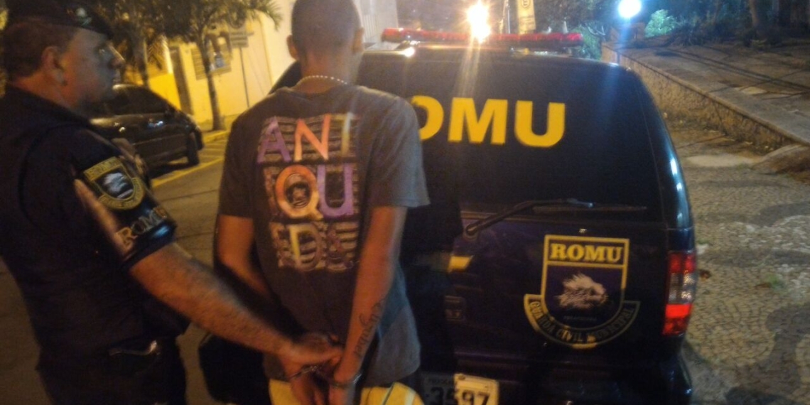 Adolescente e jovem são presos em Piracicaba