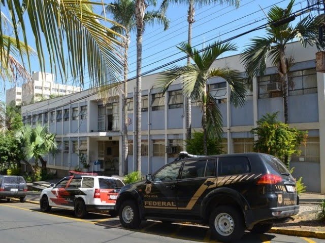 Homem é preso ao tentar incriminar namorado da ex em Rio das Pedras