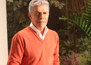 Após ter cena de beijo gay cortada, José Mayer dá piti e reclama na Globo