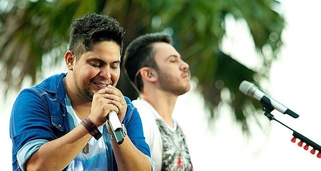 Com crise, shows de Jorge & Matheus ficam R$ 100 mil mais baratos