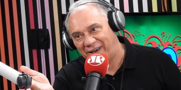 Marcelo Rezende reclama de salário e diz que não deixará a Record