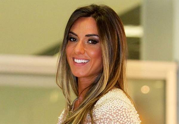 Nicole Bahls procura por novo amor