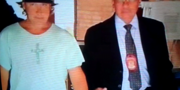 “A FAZENDA”: Roy é preso! Ex-Menudo sai do confinamento direto para a prisão