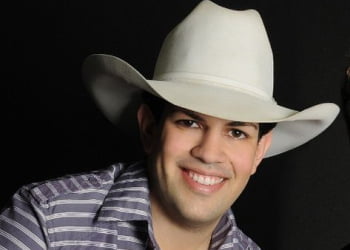 Sertanejo Sorocaba é ‘fisgado’ por modelo