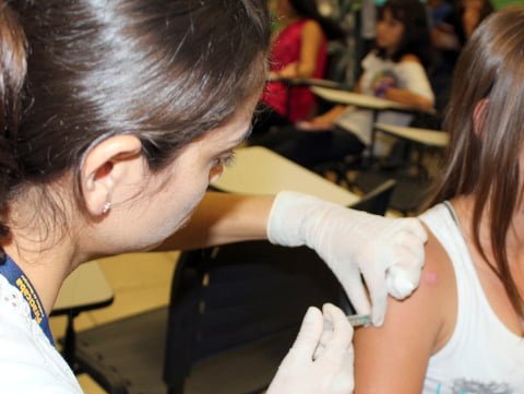 Segunda dose da vacina contra o HPV começa a ser aplicada na segunda (1)