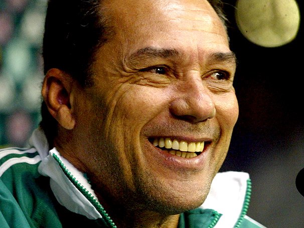 Grêmio anuncia demissão de Vanderlei Luxemburgo