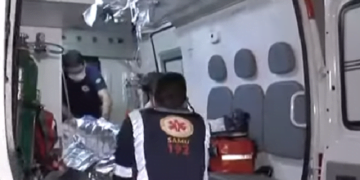 Em acidente de caminhões, homem morre