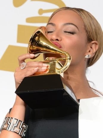 Beyoncé Lança novo Clipe e Muito Mais Novidades!