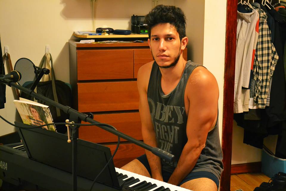 Felipe Edoardo, músico que mora em NY