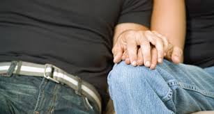 Em entrevista, homens casados revelam por que mantêm relacionamentos gays