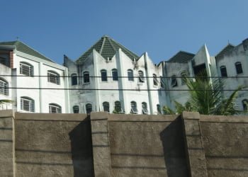 Conheça em detalhes e por dentro o castelo do José Rico