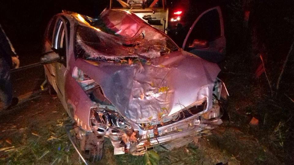 Homem morre em grave acidente de carro em Limeira