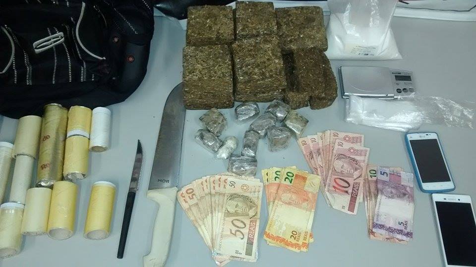 PM encontra drogas, armas, munições e dinheiro em casa do Jaraguá, em Piracicaba