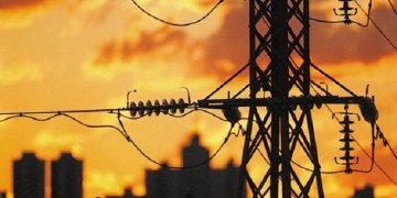 Cresce a oferta de energia e tarifa deve cair em 2016