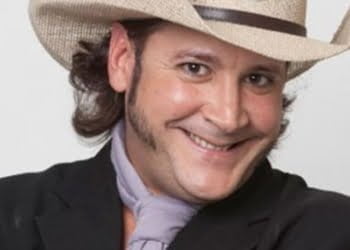 Urgente: Ex-menudo Roy acaba de ser preso e retirado da Fazenda; veja o vídeo