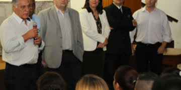 Prefeito assina adesão ao programa “Frente de Trabalho”