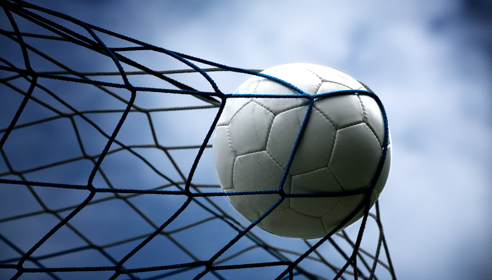 Crianças pedindo comida motiva criação de jogo beneficente em Piracicaba