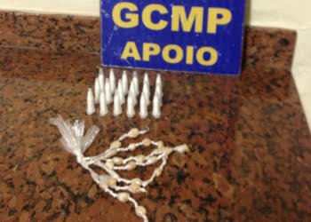 Menor é apreendido com 42 porções de drogas; ele revelou o valor das porções