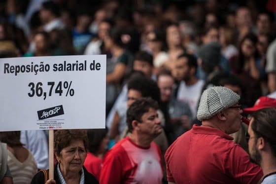 Professores de São Paulo decidem entrar em greve na próxima Segunda (22)