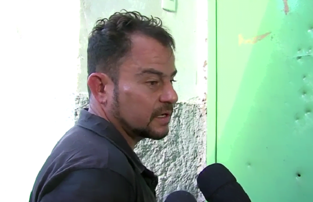 Homem tenta esfaquear ex-namorada