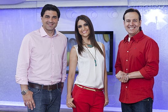 Apresentadores do “Hoje em dia” caem no funk