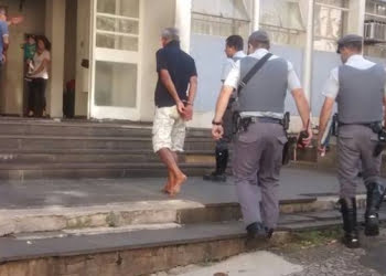 ApÃ³s quase causar uma tragÃ©dia, homem capota carro e Ã© preso em Piracicaba. Foto: Valter Martins