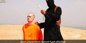 Vídeo de jornalista sendo decapitado vivo choca o mundo e viraliza no Youtube