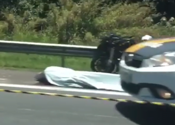 Grave acidente de motocicletas mata três homens neste domingo (20)