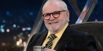 Jô Soares assina contrato com o SBT e deixa a Globo, diz colunista