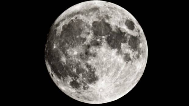 Maior Super Lua em quase 70 anos ilumina o céu nesta noite de Segunda Feira