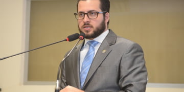 Por 18 votos a 4, vereador do PSC e em primeiro mandato foi eleito para administrar a Câmara Municipal na metade final do governo do prefeito Gabriel Ferrato (PSDB) - Foto: Foto: Fabrice Desmonts / Câmara de Vereadores Piracicaba