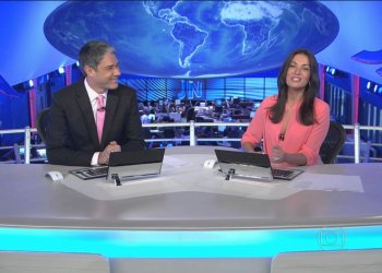 POLÊMICA: Jornalista da Globo faz teste do sofá para ocupar bancada do ‘JN’