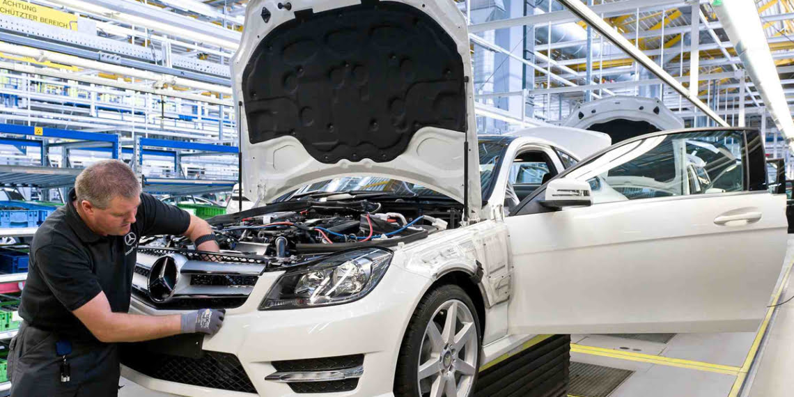 Mercedes-Benz encerra inscrições para programa de Trainee no Domingo (7)