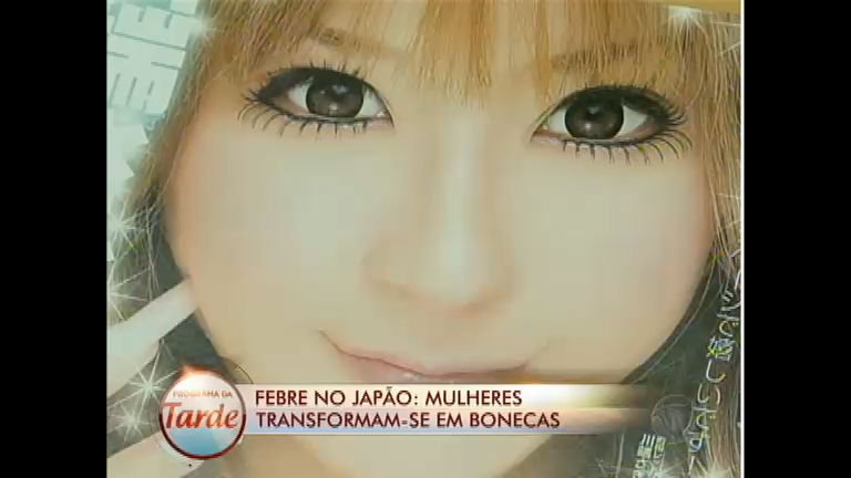 Moda: conheça mulheres que se modificam para parecerem com bonecas