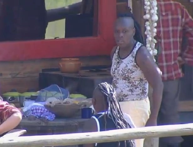 “A FAZENDA”: Pepê e Neném revelam: ‘Já multilamos os seios’