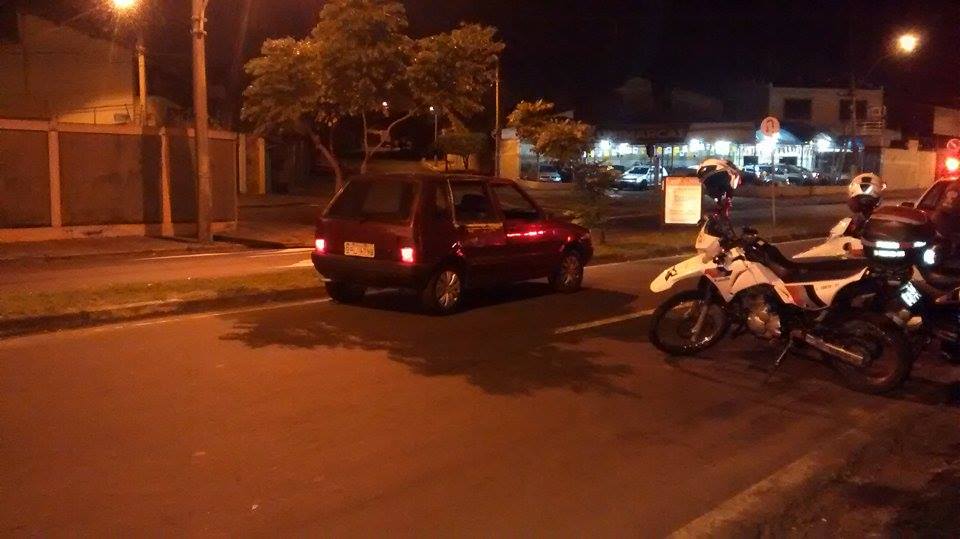 Um é baleado e dois são presos em perseguição policial