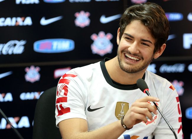 ‘Pato veio se recuperar e voltar para a seleção’, diz Luiz Ceará