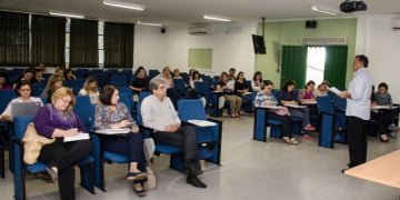 Entidades se reúnem para discussão do Plano Municipal de Educação