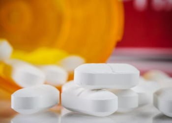 Novos remédios de hepatite C começam a chegar ao SUS