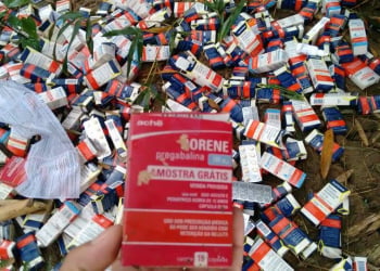 Remédios vencidos são descartados as margens do rio Piracicaba