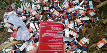 Remédios vencidos são descartados as margens do rio Piracicaba