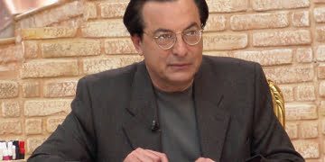 Ronaldo Ésper afirma: “A Record implorou para eu entrar em ‘A Fazenda'”