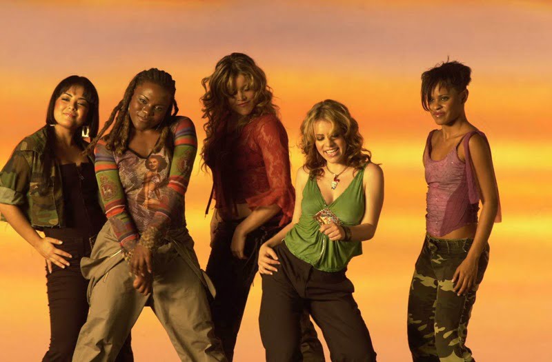 Em versões brasileiras, músicas repetem sucesso mundial