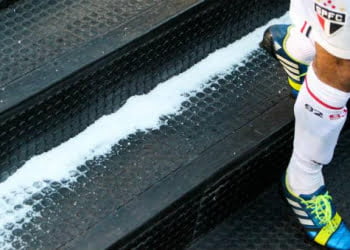 Sal grosso é a salvação? Torcedor do SPFC usa superstição para tirar time do buraco