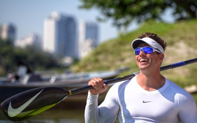 Tetracampeão mundial de paracanoagem de velocidade estará na Festa das Nações